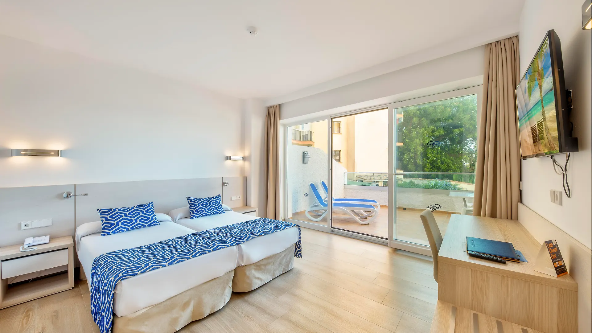 Globales Gardenia Hotell Fuengirola 3*,