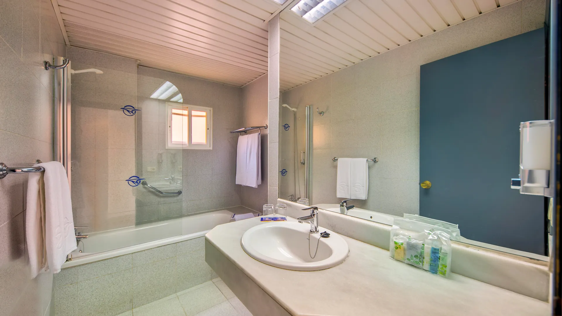 Globales Gardenia Hotel Fuengirola 3*,  Spain